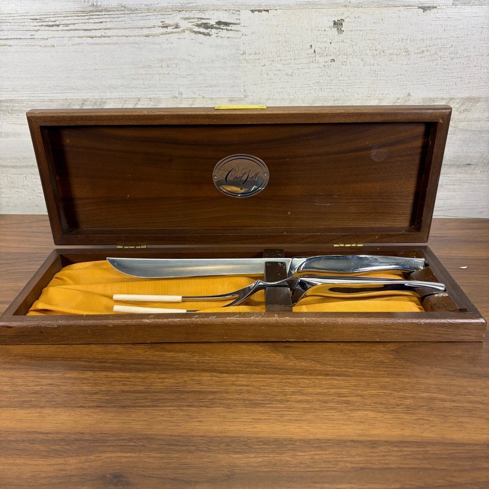 VINTAGE Carvel Hall Knives for Roast Carving set with Walnut case #22164‎